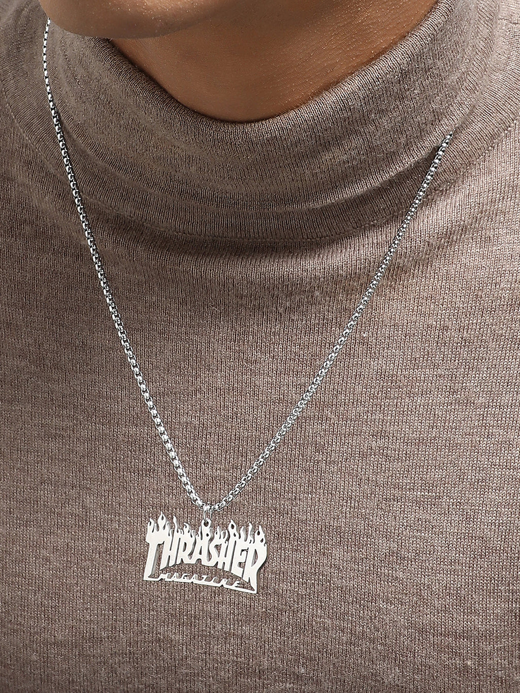 French Accent - The Trasher Pendant Necklace - Metallic Silver