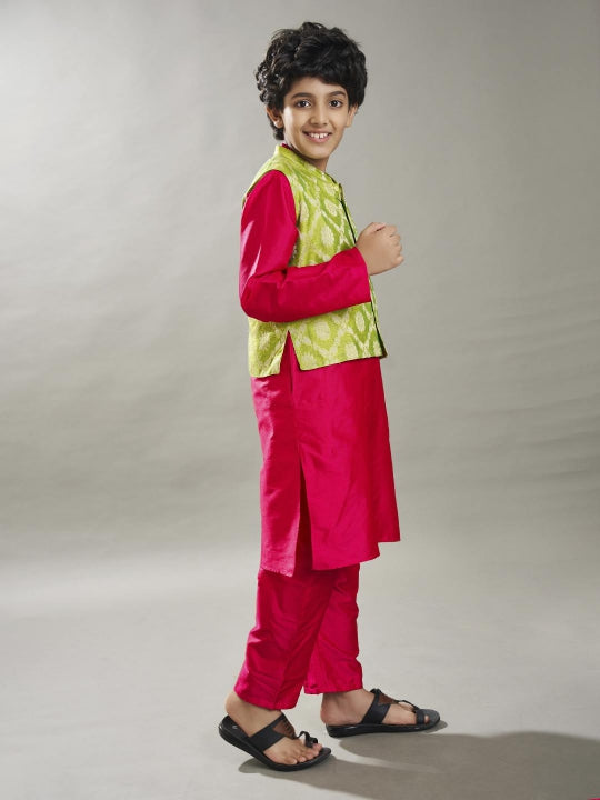 Boys off Pink kurta pajama with a green jacquard booti jacket